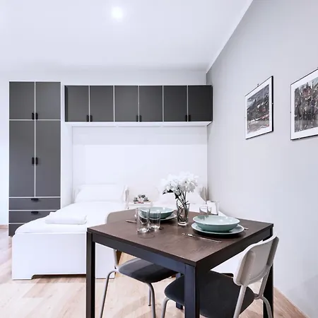 Apartament Easylife - Con Balcone In Risorgimento Mediolan